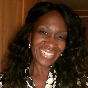 Meet your Posher, Sandra